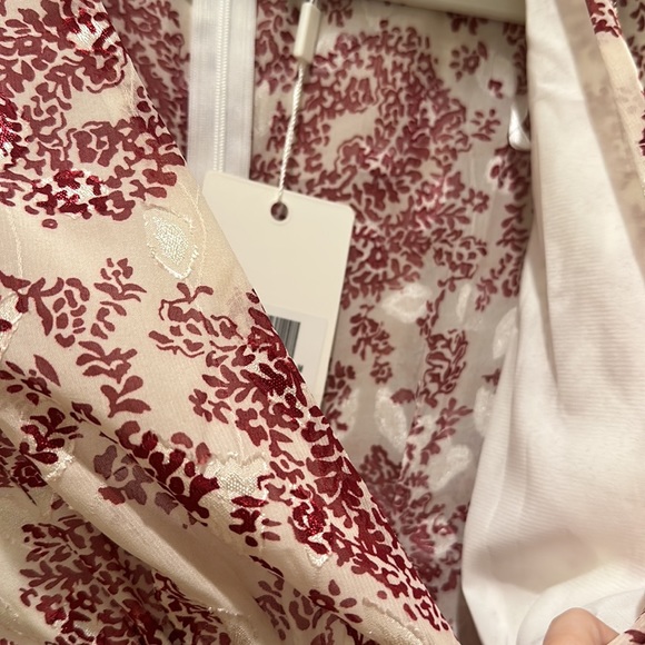 Saints+Secrets Fit & Flare Romper - NWT - Picture 12 of 17